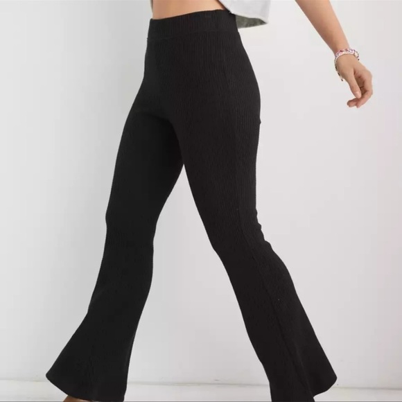 aerie Pants - Aerie XS Short Bell Botton Flare Leggings NWT